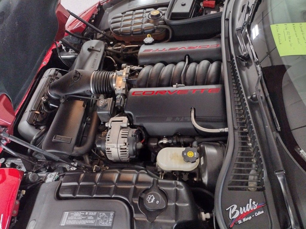 Used 2004 Chevrolet Corvette Convertible w/ Preferred Equipment Group RWD image 16