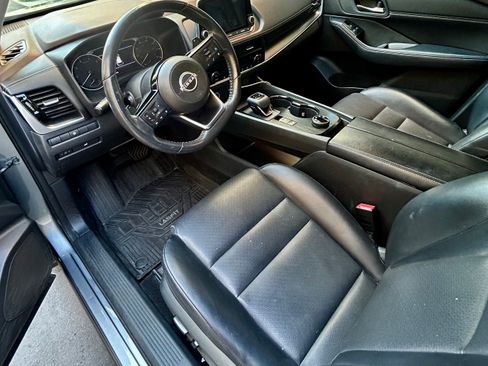 Used 2023 Nissan Rogue SV w/ SV Premium Package AWD/4WD image 9