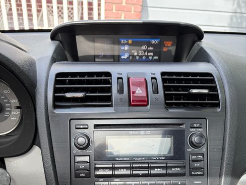 Used 2014 Subaru Forester 2.5i Limited image 13