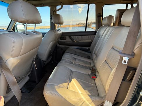 Used 1997 Toyota Land Cruiser image 11