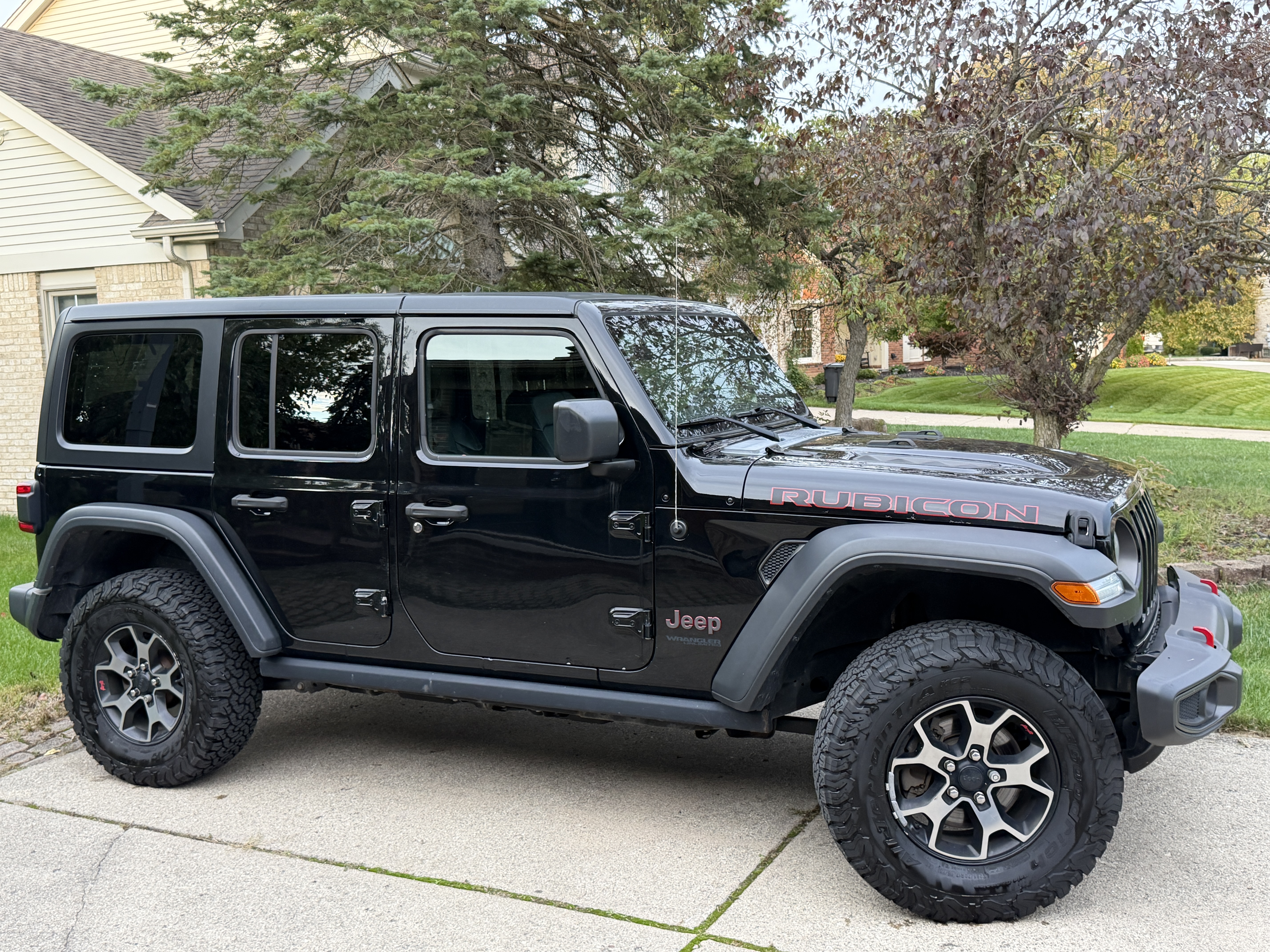 Used 2018 Jeep Wrangler Unlimited Rubicon AWD/4WD image 1