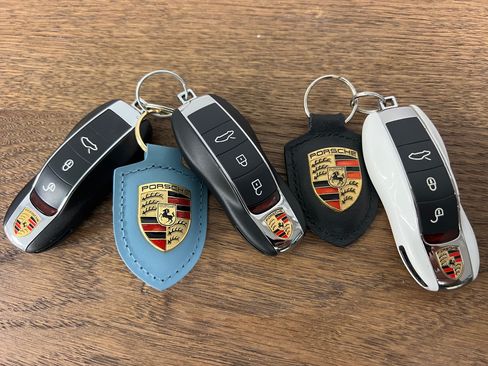 Used 2014 Porsche 911 Carrera 4S image 19