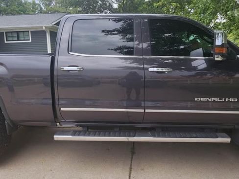 Used 2016 GMC Sierra 2500 Denali w/ Duramax Plus Package image 13