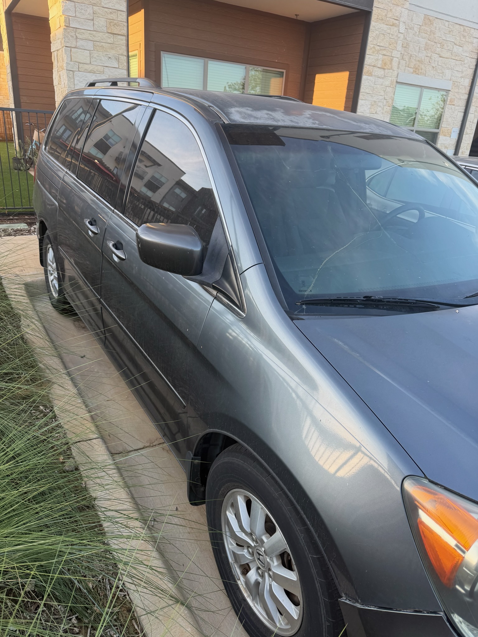 Used 2010 Honda Odyssey EX image 5