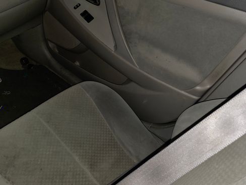 Used 2009 Toyota Camry XLE image 12