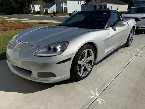 Used 2009 Chevrolet Corvette Coupe RWD image 4
