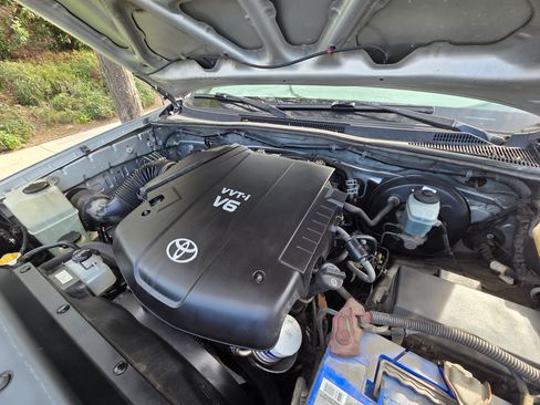 Used 2006 Toyota Tacoma PreRunner image 15