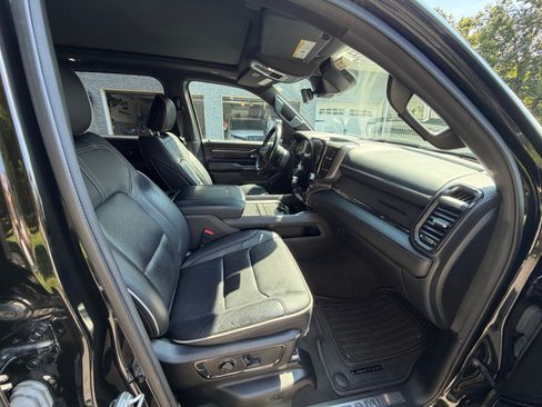 Used 2022 RAM 1500 Limited AWD/4WD image 17