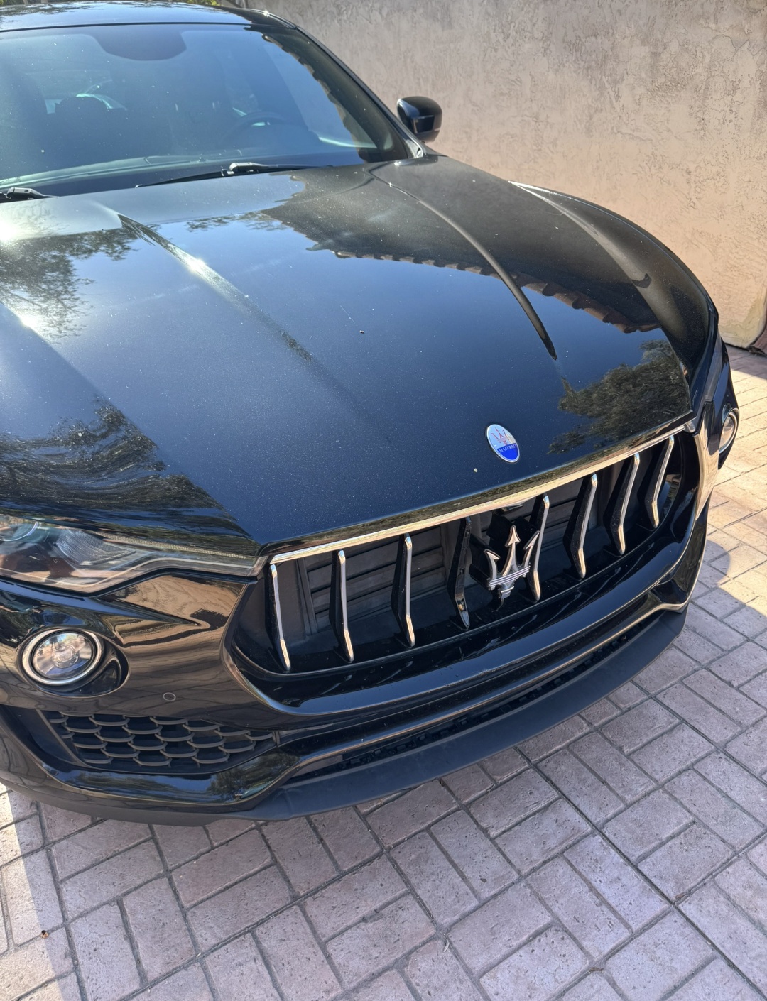 Used 2017 Maserati Levante AWD/4WD image 11
