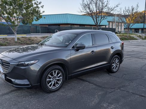 Used 2017 MAZDA CX-9 Touring image 8