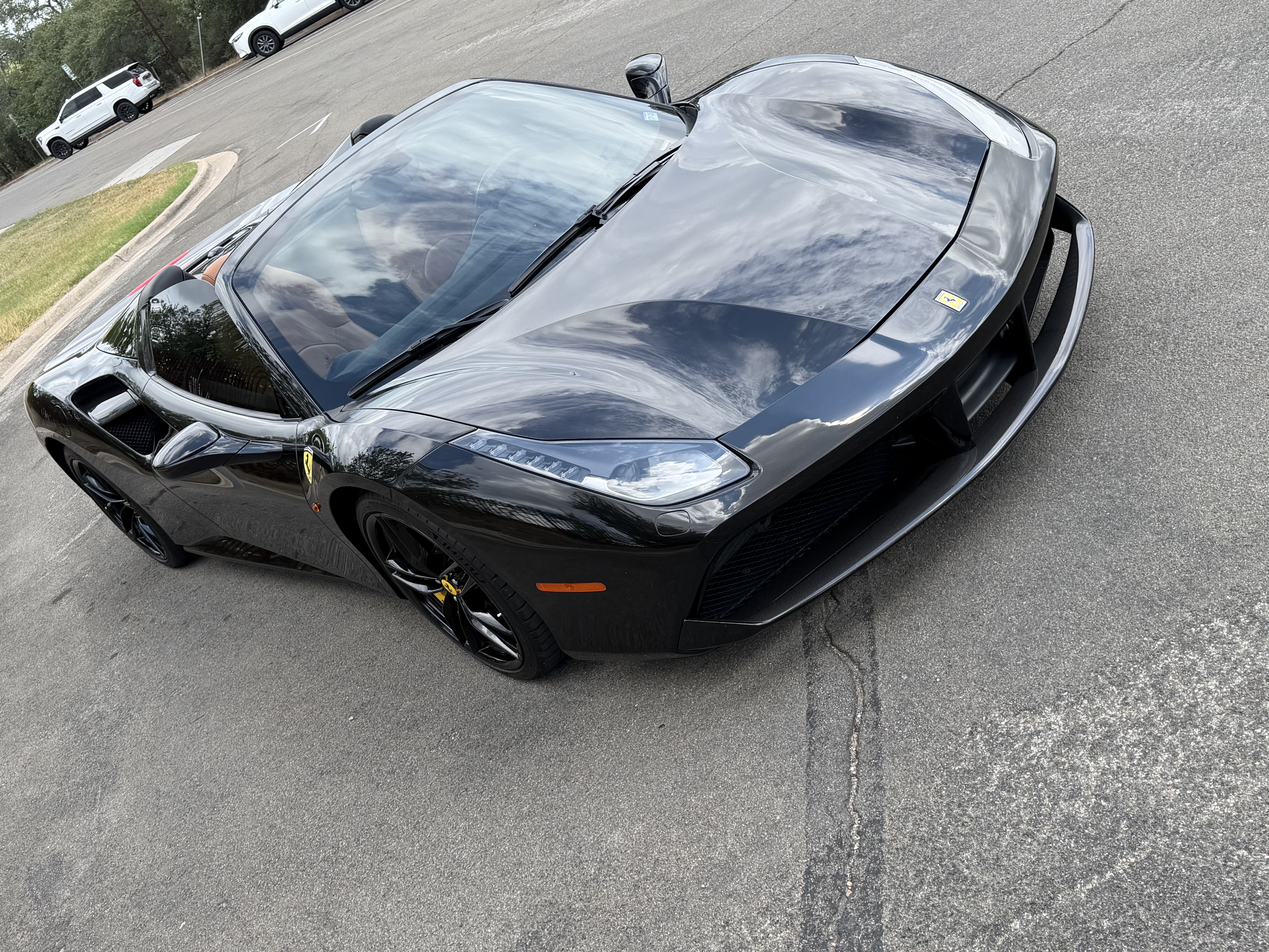 Used 2017 Ferrari 488 Spider RWD image 8