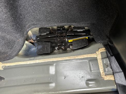 Used 2009 Toyota Camry LE image 17