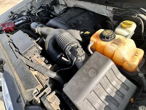 Used 2013 Ford F150 XLT w/ XLT Chrome Pkg image 10