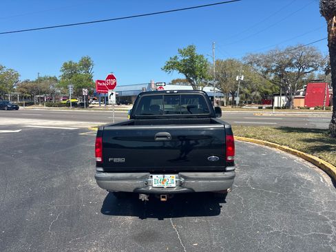 Used 2001 Ford F250 2WD SuperCab Super Duty image 8