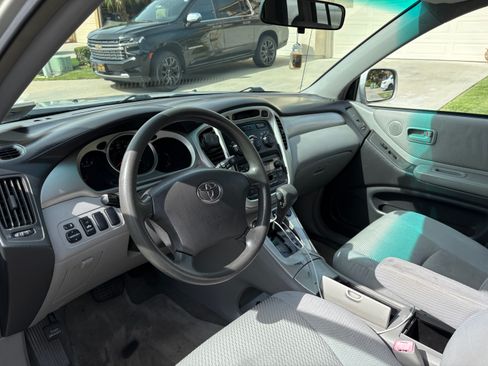 Used 2007 Toyota Highlander 2WD image 9