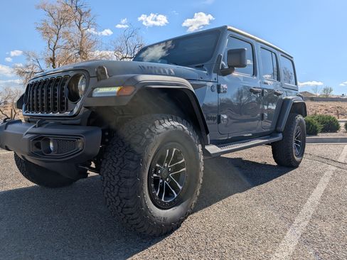 Used 2026 Jeep Wrangler Unlimited Sport image 17