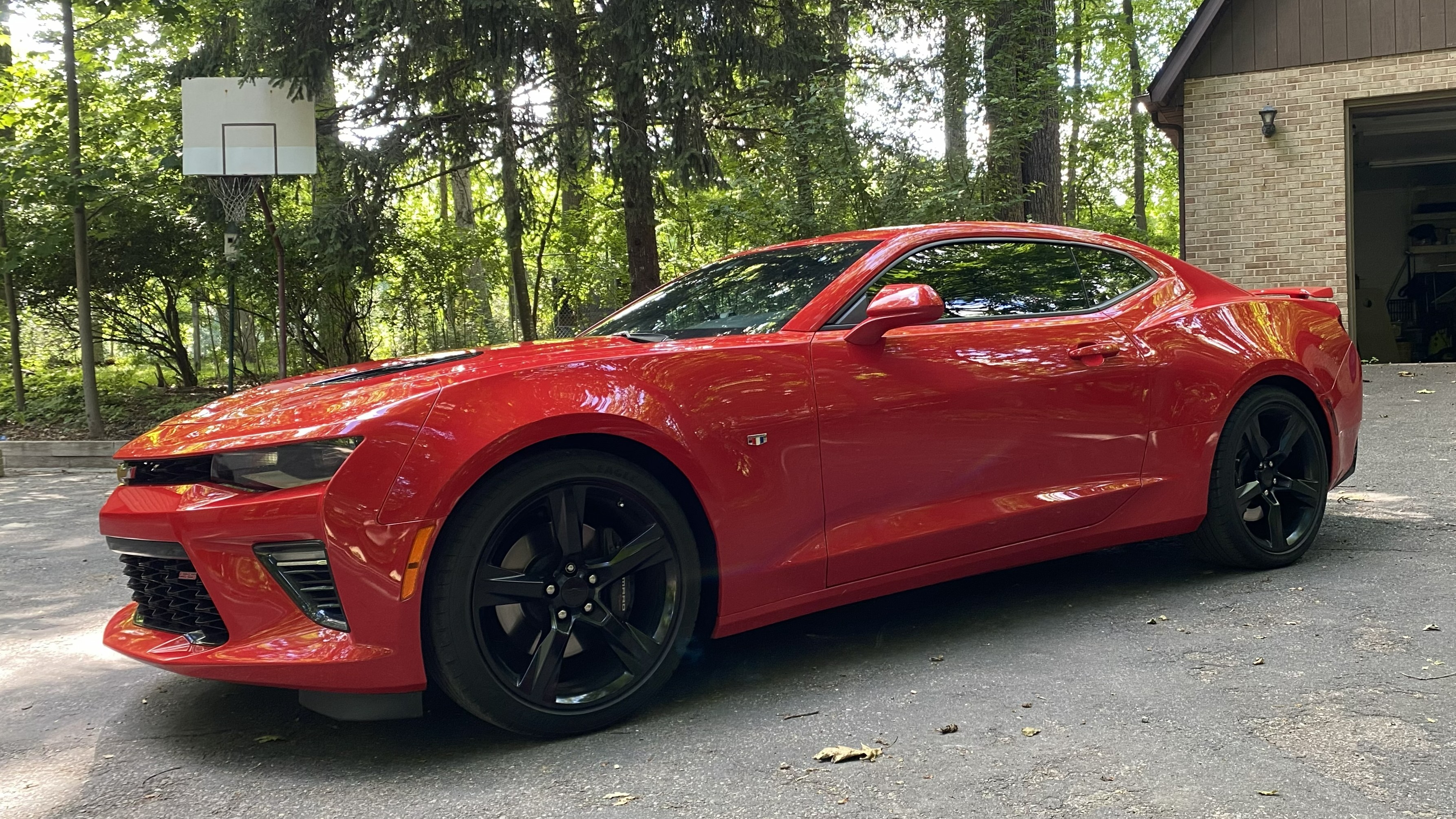 Used 2016 Chevrolet Camaro SS RWD image 1
