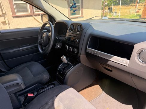 Used 2015 Jeep Compass Sport w/ Power Value Group FWD image 8