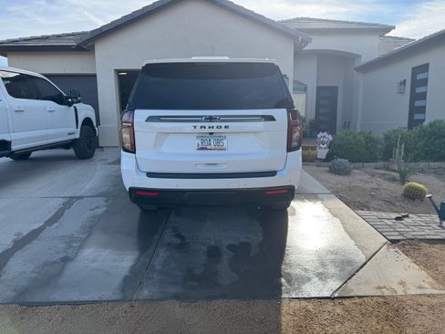 Used 2022 Chevrolet Tahoe Z71 w/ Luxury Package image 5