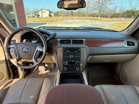 Used 2007 GMC Sierra 2500 SLT w/ Convenience Package image 13