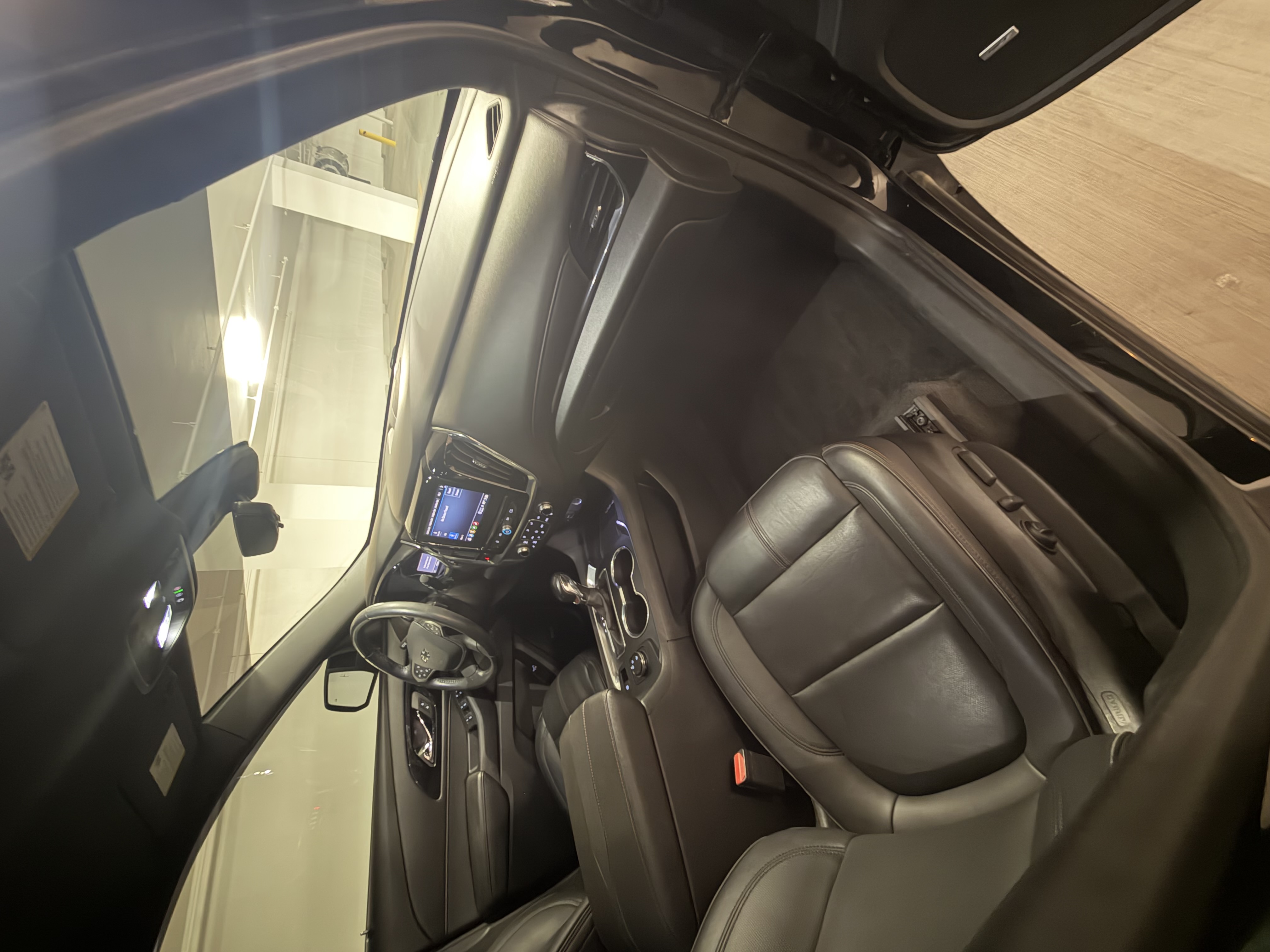Used 2022 Chevrolet Traverse RS AWD/4WD image 14