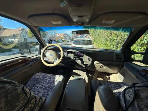 Used 2003 Ford F250 Lariat image 11