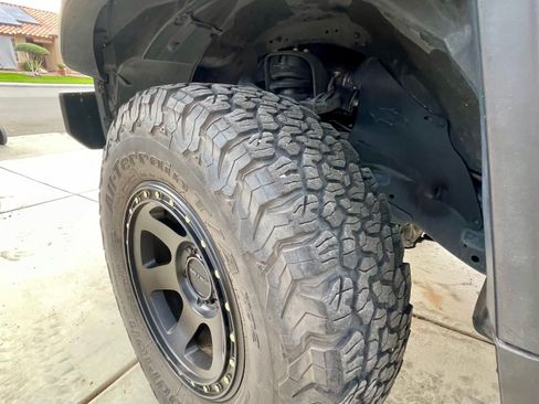 Used 2012 Toyota FJ Cruiser 4WD w/ Convenience Pkg image 14