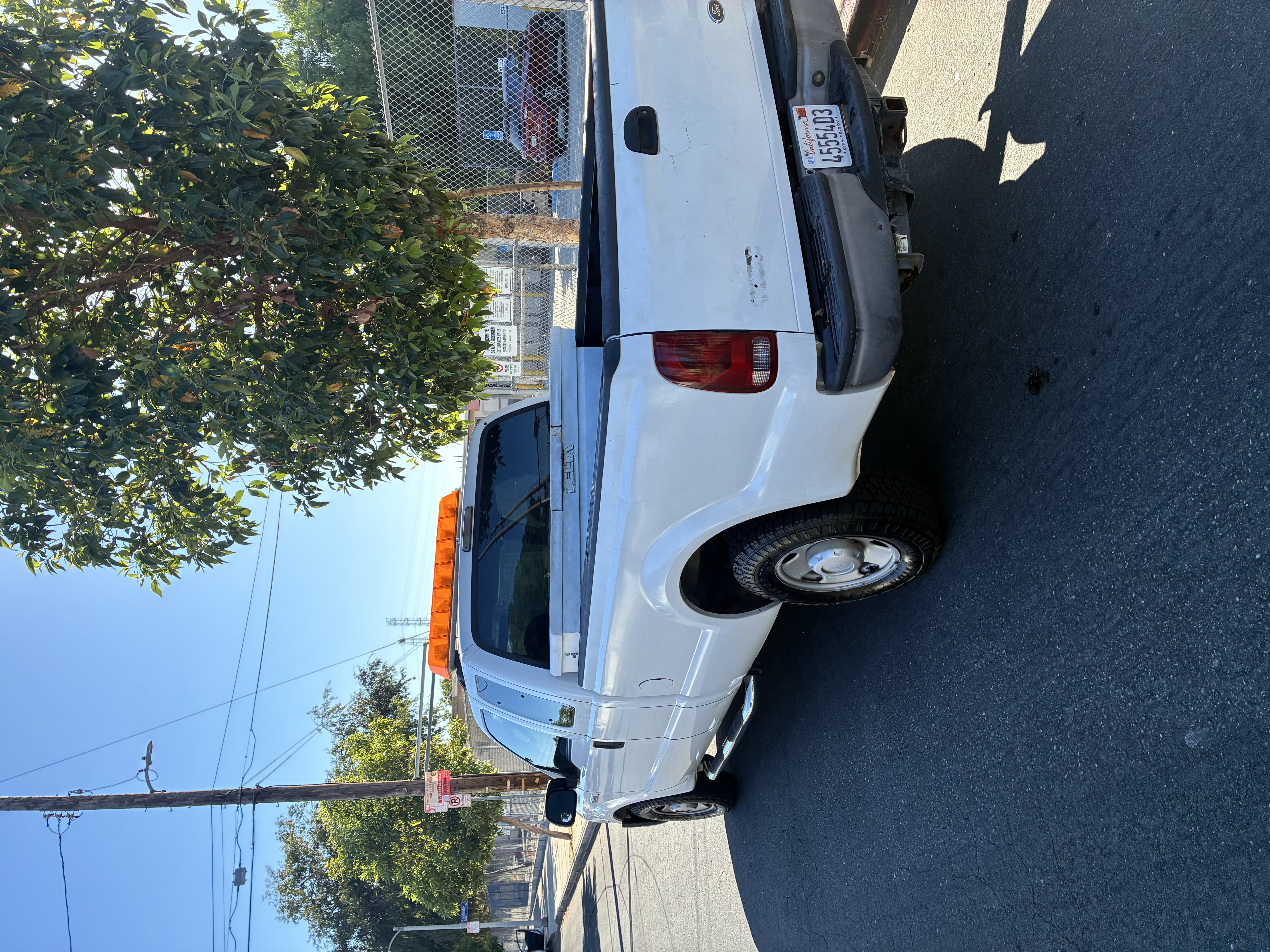 Used 2006 Ford F250 XL RWD image 6
