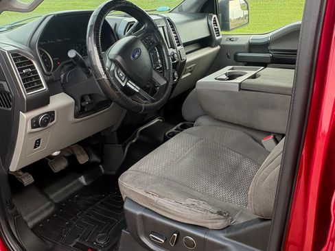Used 2016 Ford F150 XLT w/ Equipment Group 302A Luxury AWD/4WD image 8