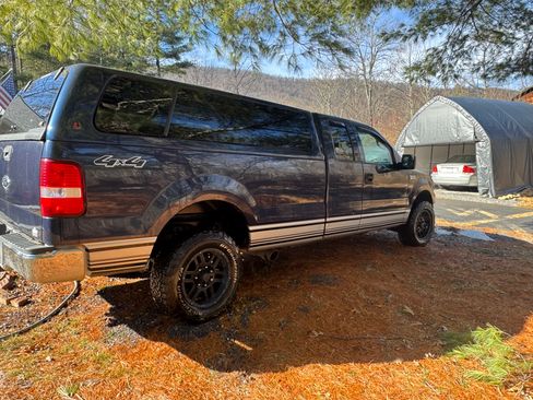 Used 2004 Ford F150 XLT image 1