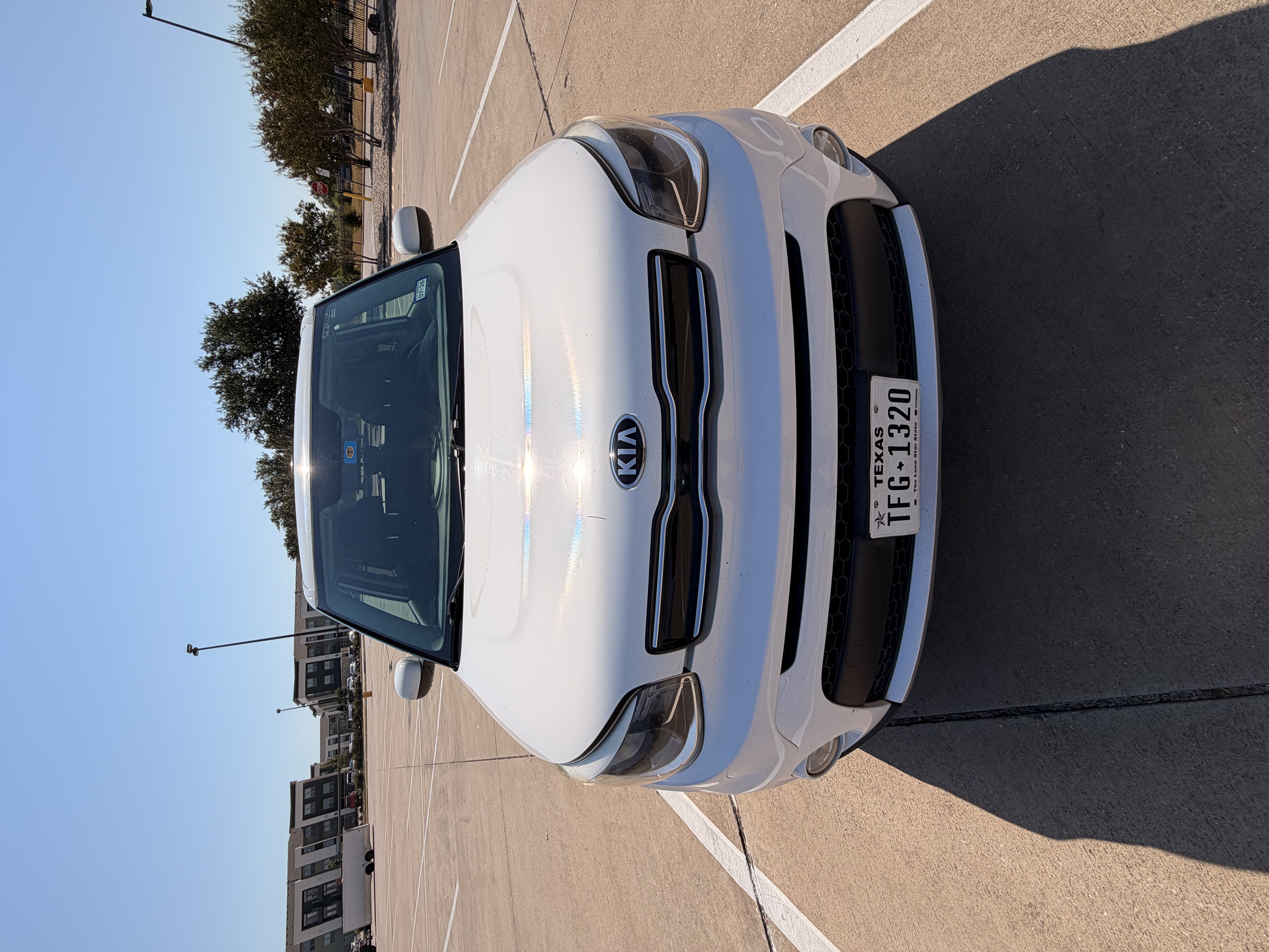 Used 2018 Kia Soul + FWD image 4