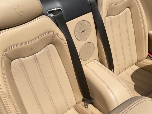 Used 2012 Maserati GranTurismo Convertible image 14