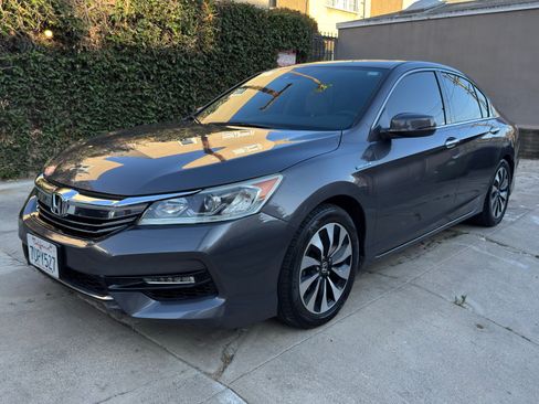 Used 2017 Honda Accord EX-L image 1