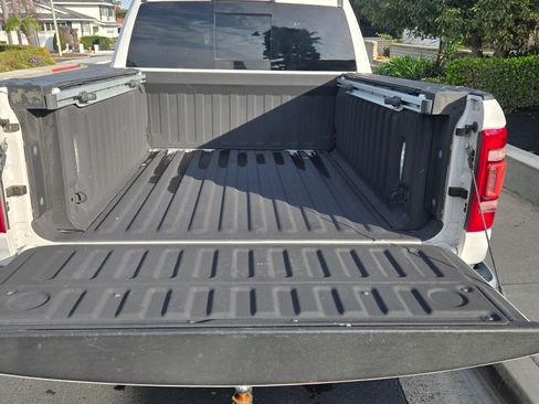 Used 2019 RAM 1500 Limited image 8