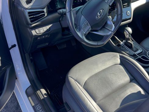 Used 2021 Hyundai Ioniq Limited image 13