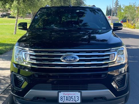 Used 2020 Ford Expedition Max XLT w/ Equipment Group 202A AWD/4WD image 1