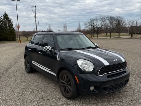 Used 2014 MINI Cooper Countryman S image 2