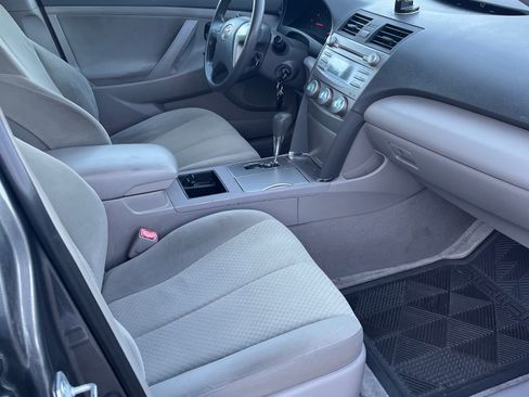 Used 2007 Toyota Camry SE image 4
