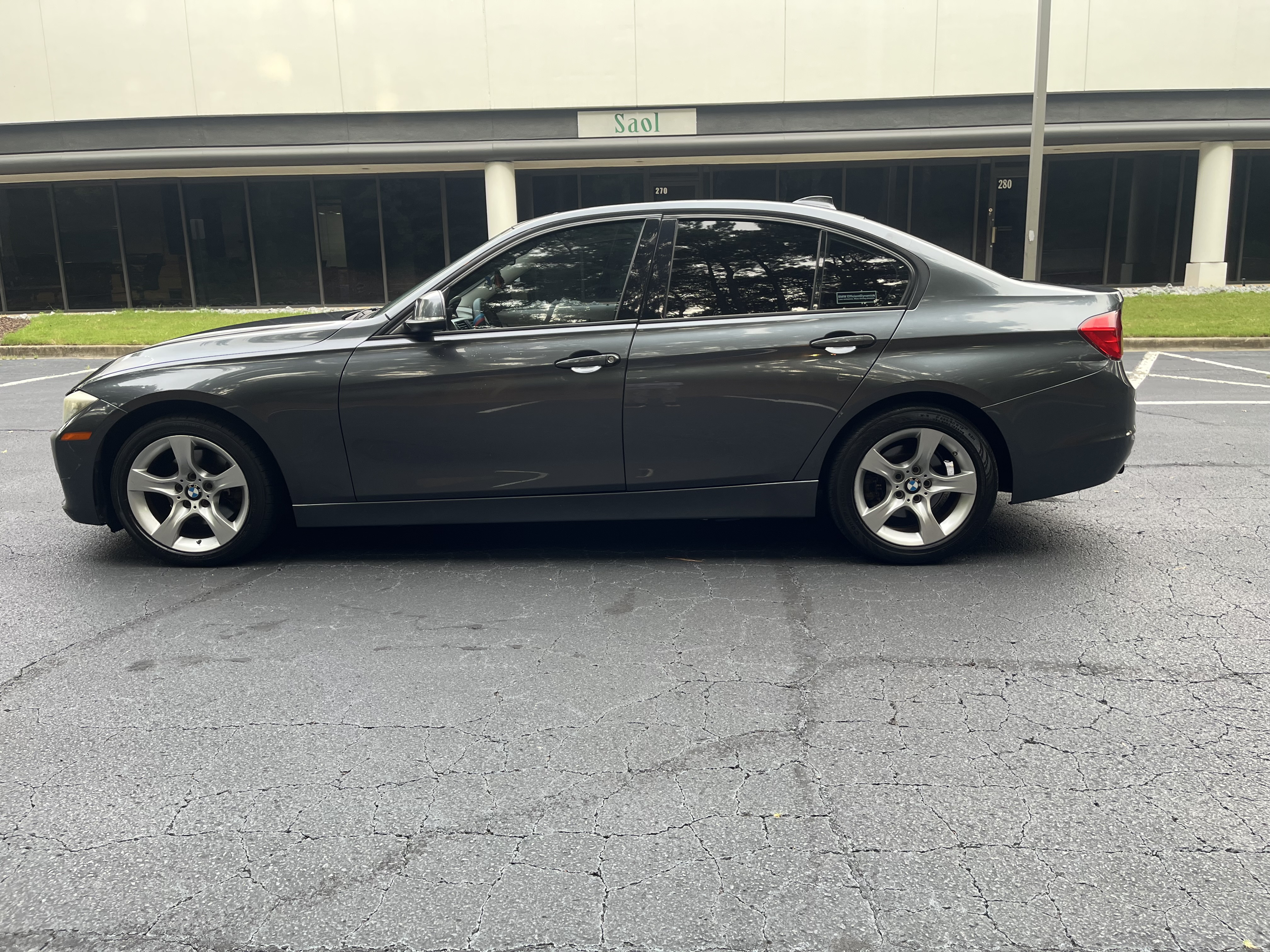 Used 2012 BMW 328i Sedan RWD image 6