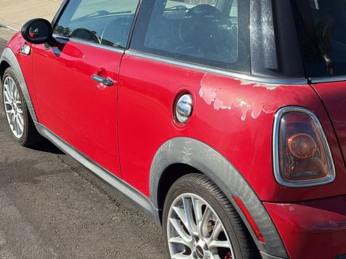 Used 2010 MINI Cooper John Cooper Works image 2