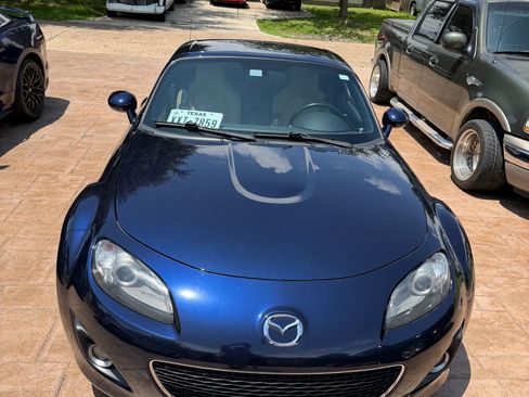 Used 2012 MAZDA MX-5 Miata Grand Touring w/ Premium Pkg RWD image 2