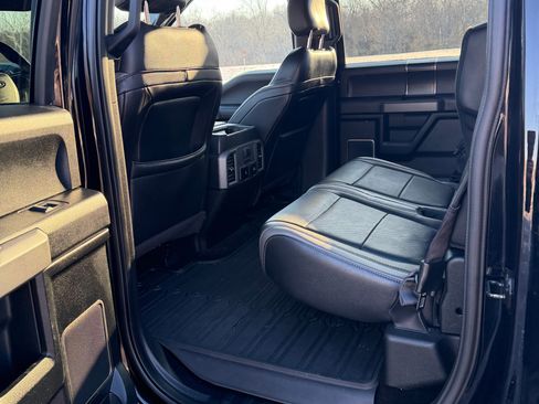 Used 2018 Ford F150 Raptor w/ Equipment Group 802A Luxury image 11