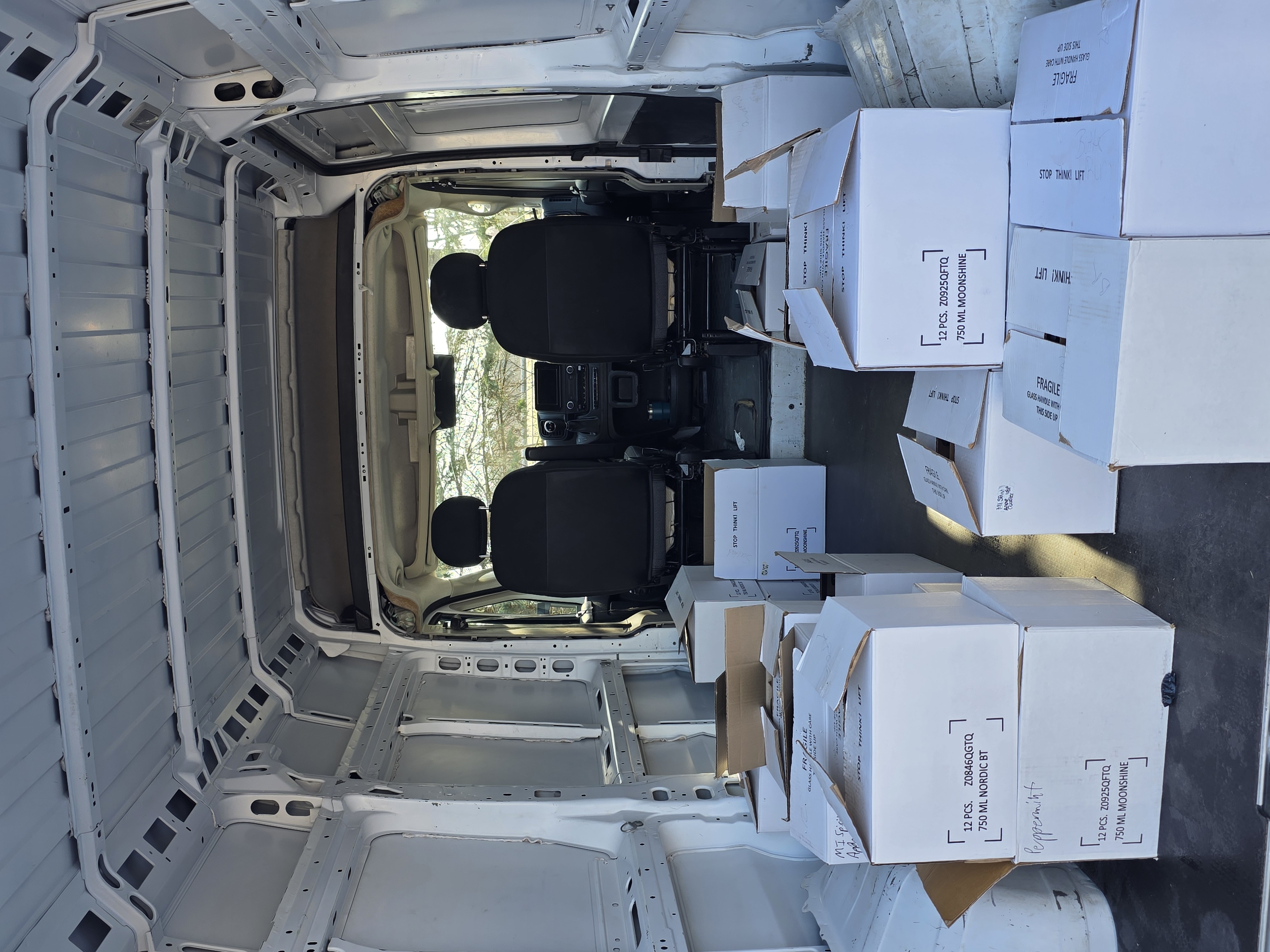 Used 2022 RAM ProMaster 2500 w/ Convenience Group FWD image 9