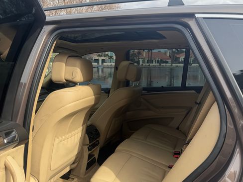 Used 2013 BMW X5 xDrive35i image 12
