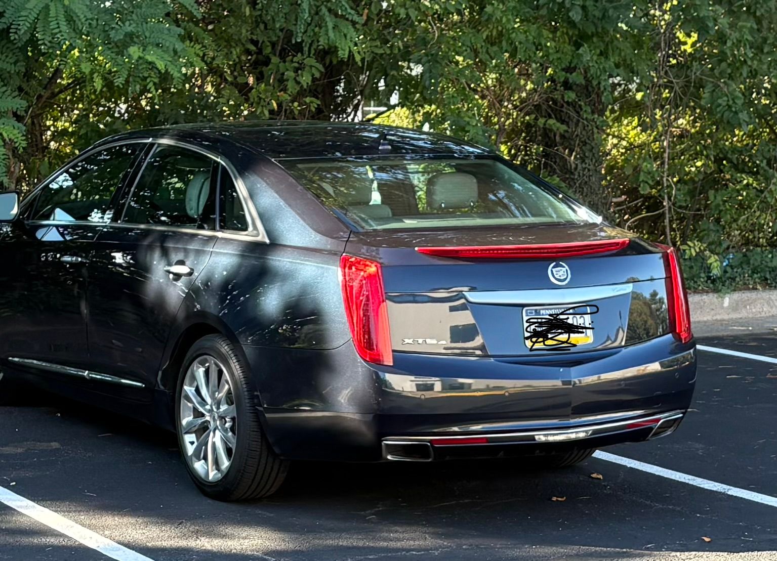 Used 2014 Cadillac XTS Luxury w/ Driver Awareness Package AWD/4WD image 2