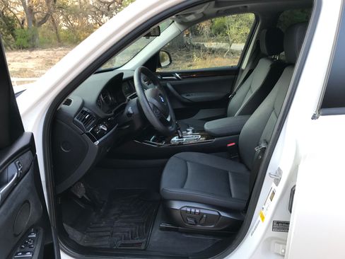 Used 2017 BMW X3 sDrive28i image 12