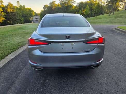 Used 2022 Lexus ES 350 w/ Premium Package image 13