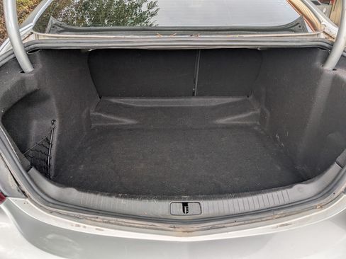 Used 2014 Buick Regal FWD image 8