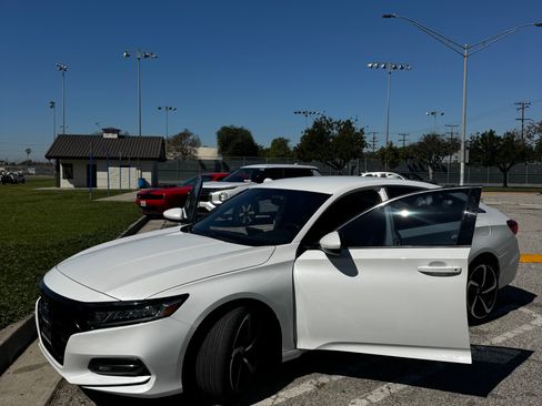 Used 2019 Honda Accord Sport image 16