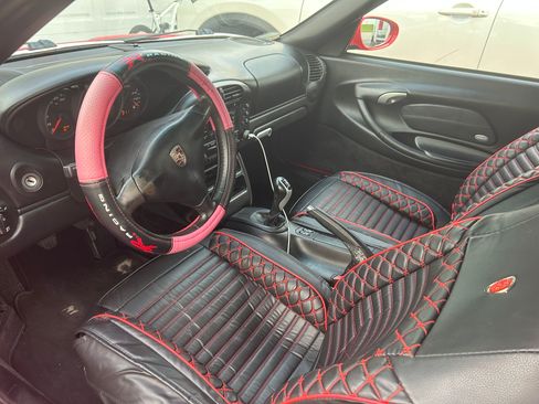 Used 2004 Porsche Boxster RWD image 13